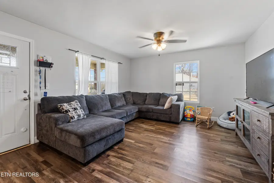 503 Englewood Rd, Madisonville, TN 37354 - #3