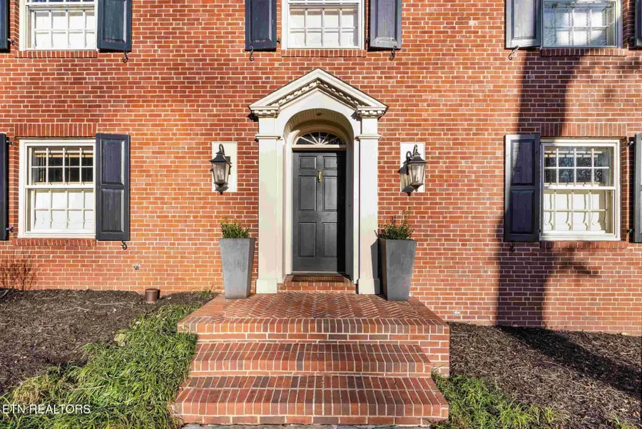 448 W Hillvale Turn, Knoxville, TN 37919 - #3