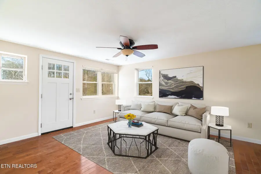 8202 Norris Fwy, Knoxville, TN 37938 - #3