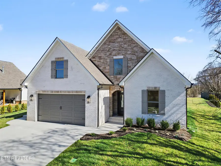 2030 Cherokee Drive, Maryville, TN 37801 - #2