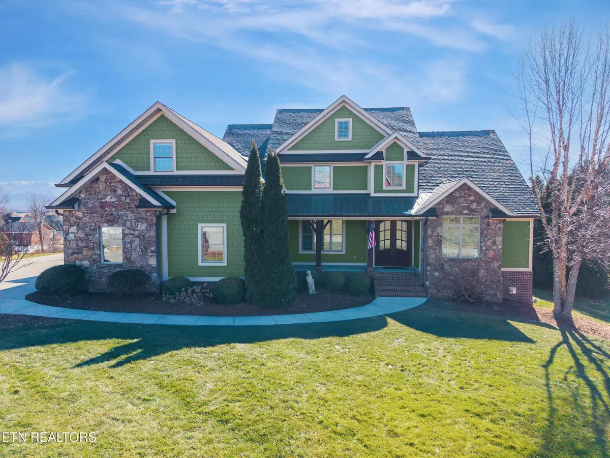 306 E Hawthorne Court, Greeneville, TN 37745 - #1