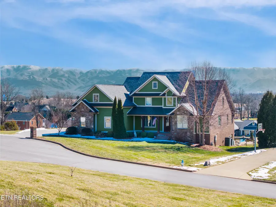 306 E Hawthorne Court, Greeneville, TN 37745 - #3