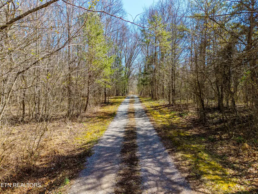 4672 N Wildwood Rd, Maryville, TN 37804 - #2