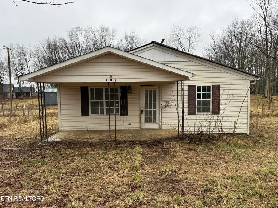 709 Hanging Limb Hwy, Crawford, TN 38554 - #2