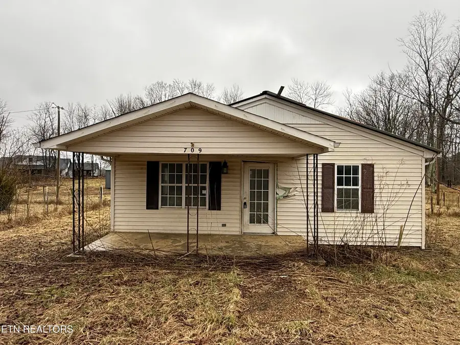 709 Hanging Limb Hwy, Crawford, TN 38554 - #3