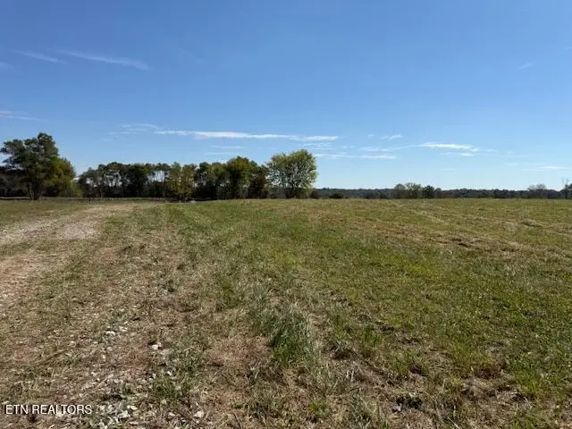 405 Smith Rd, Crossville, TN 38571 - #2