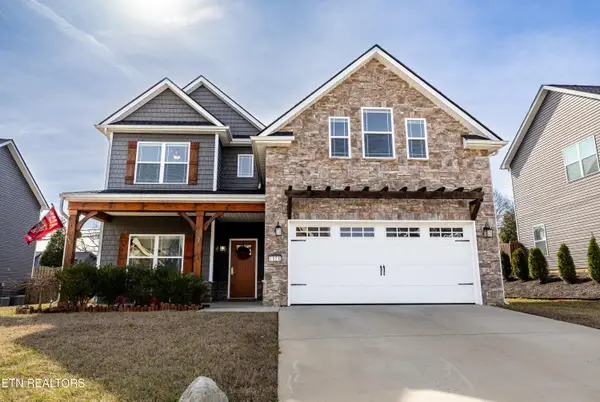 1029 Aspen Glen Drive, Alcoa, TN 37701