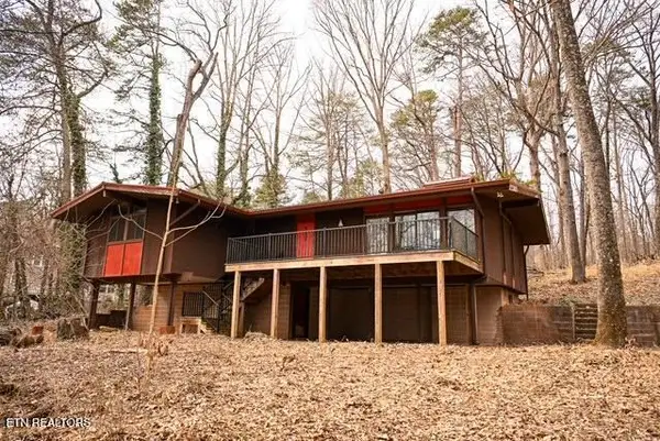 613 Chilhowee School Rd, Seymour, TN 37865