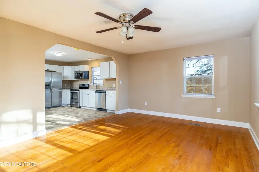 154 Alfred Mccammon Rd, Maryville, TN 37804 - #3