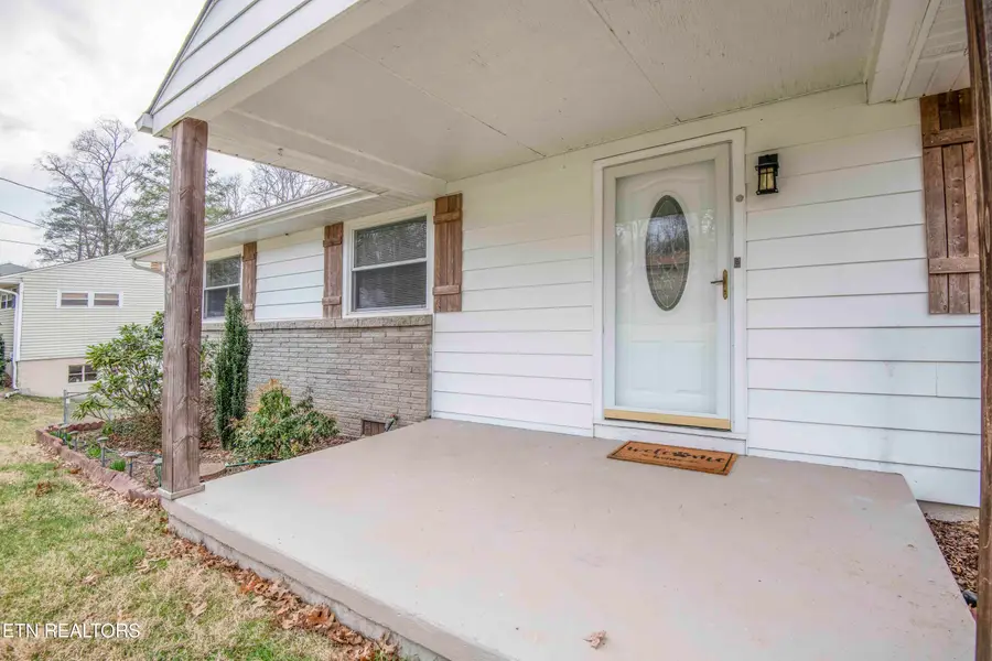 312 Sarvis Drive, Knoxville, TN 37920 - #2