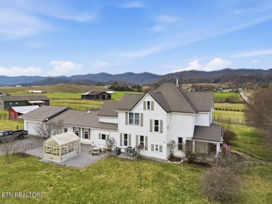 207 Thomas Rd, Speedwell, TN 37870 - #3