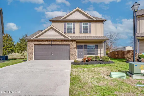 1644 Silver Spur Lane, Knoxville, TN 37932