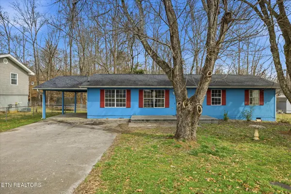 134 Foxwood Circle, Oliver Springs, TN 37840