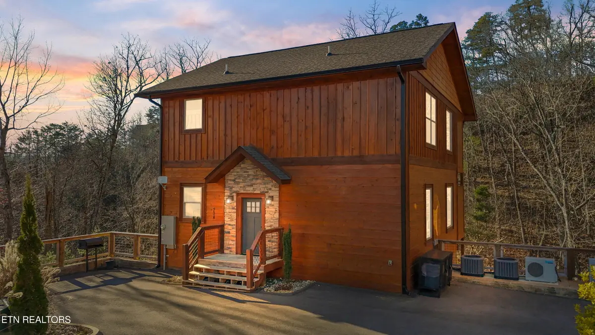 4548 Shangrila Way, Sevierville, TN 37862 - #1