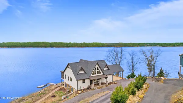 1839 Stone Bridge Drive, Dandridge, TN 37725