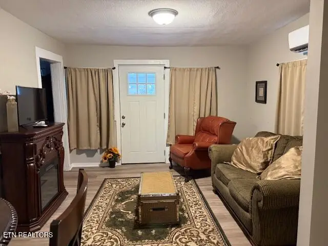 4217 Alma Ave, Knoxville, TN 37914 - #3