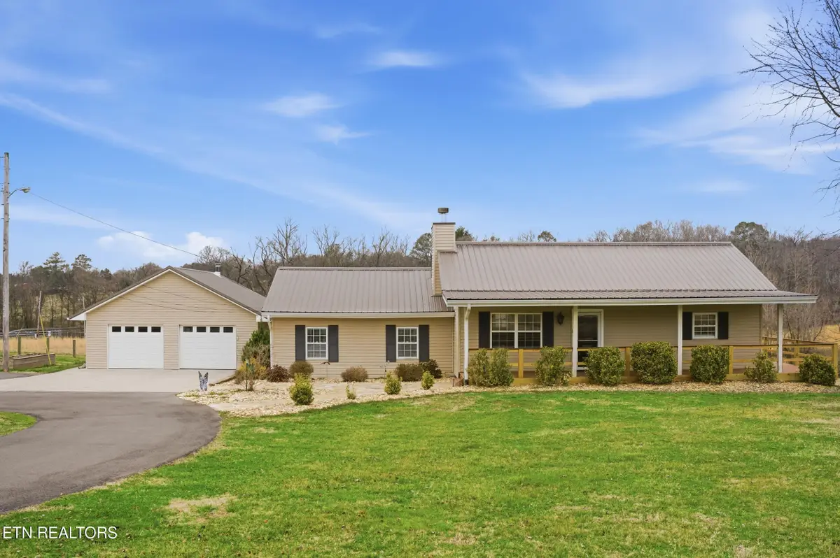 5626 Hines Valley Rd, Lenoir City, TN 37771 - #1