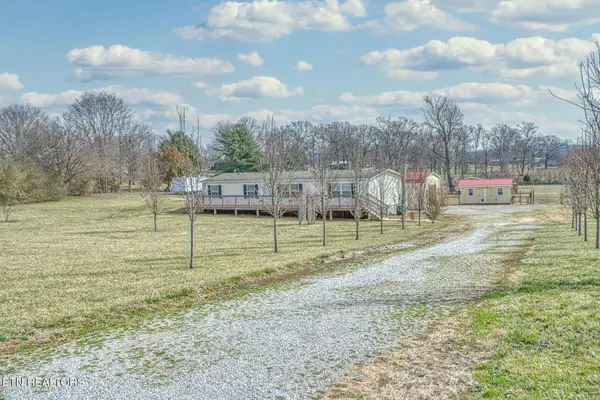 791 Old Kentucky Rd, Sparta, TN 38583
