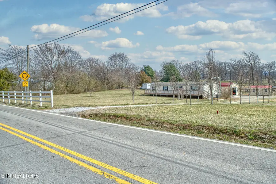 791 Old Kentucky Rd, Sparta, TN 38583 - #2