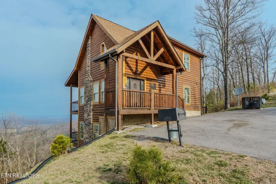 685 Shell Mountain Rd, Sevierville, TN 37876 - #2