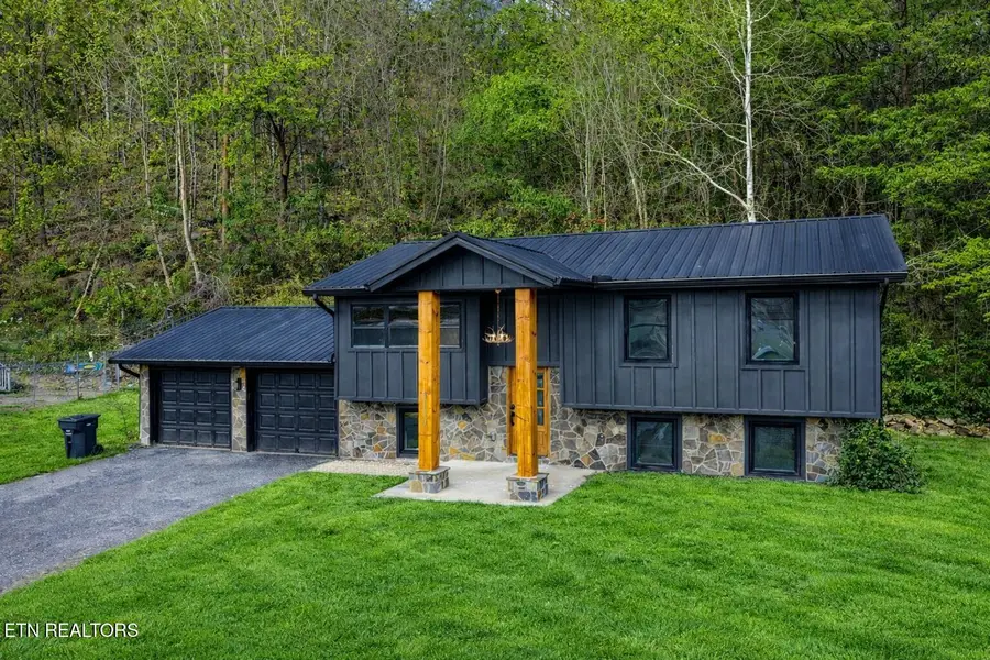 3139 Easy St, Pigeon Forge, TN 37862 - #2