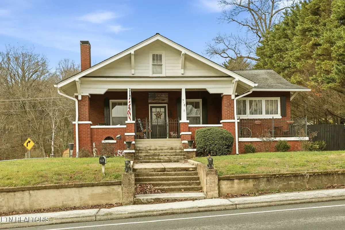 518 N Main St, Clinton, TN 37716 - #1