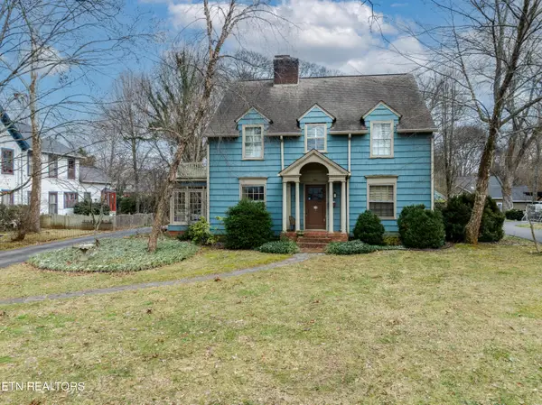 1206 Oak Park Ave, Maryville, TN 37803