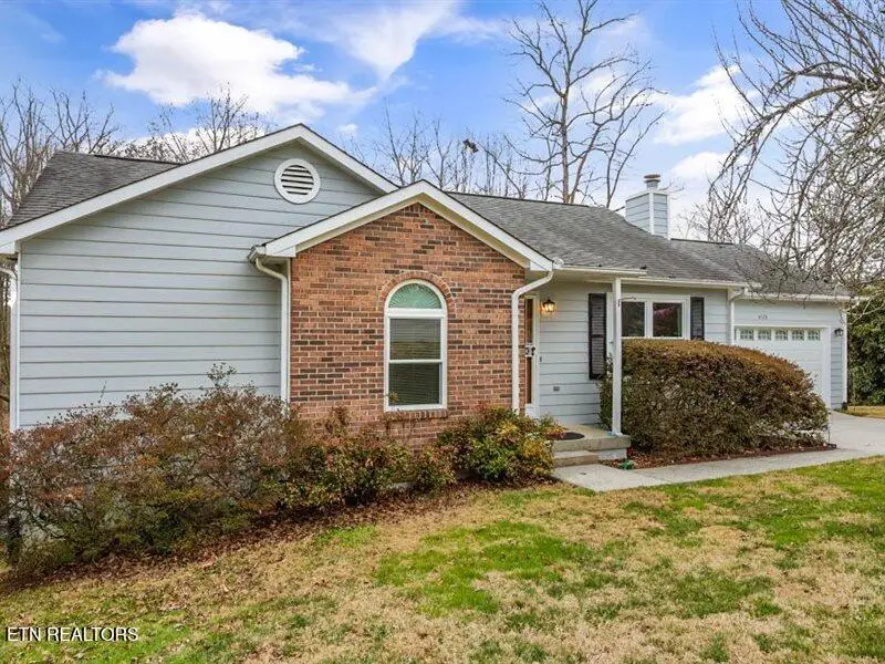6120 Waterbury Lane, Knoxville, TN 37912 - #2