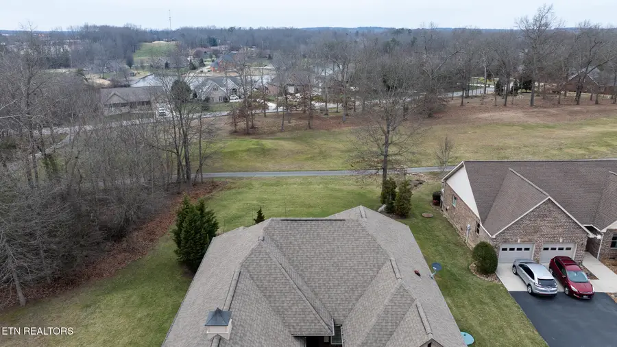 299 E Deer Creek Drive, Crossville, TN 38571 - #2