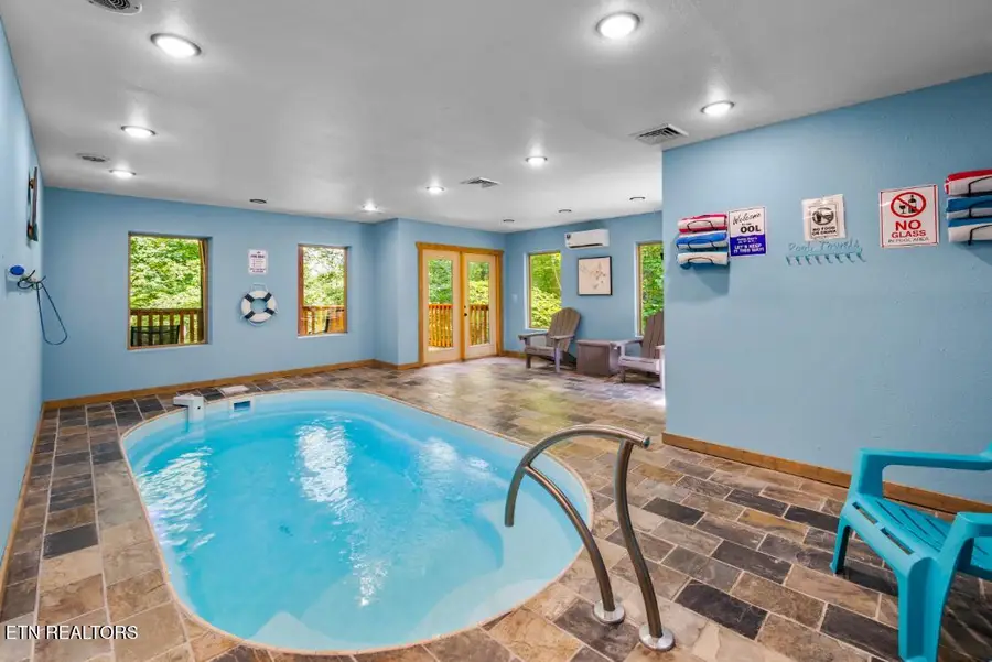 1041 Vista Drive, Gatlinburg, TN 37738 - #3