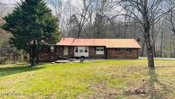 2190 Baker Hwy (hwy 63), Huntsville, TN 37756