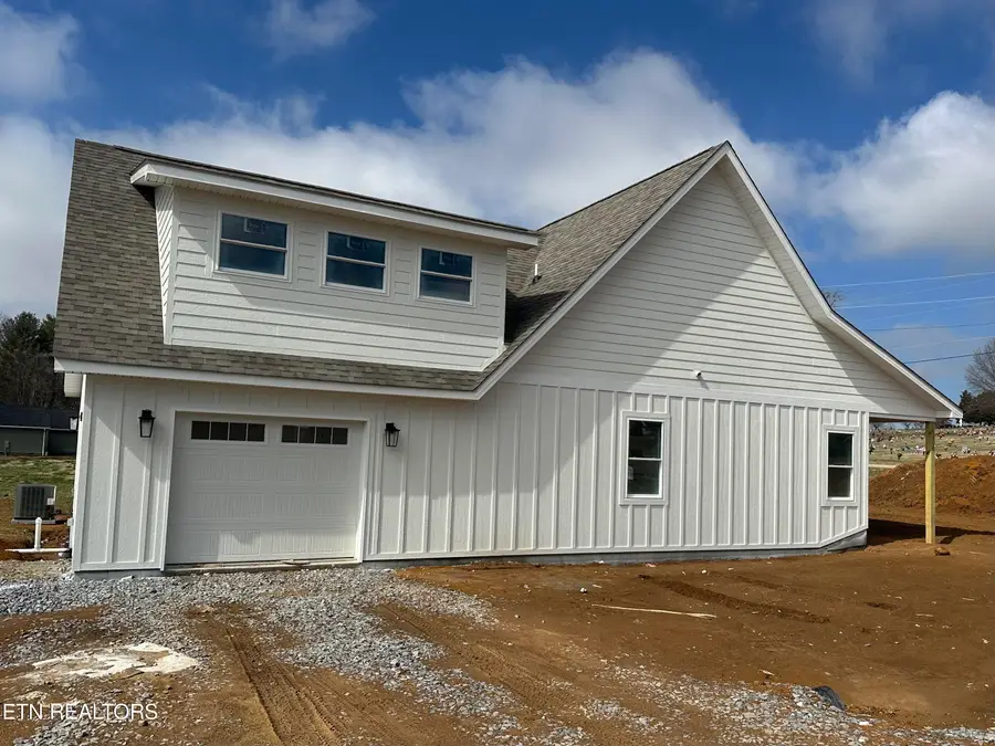 50 Green Lawn Ave, Greeneville, TN 37743 - #3