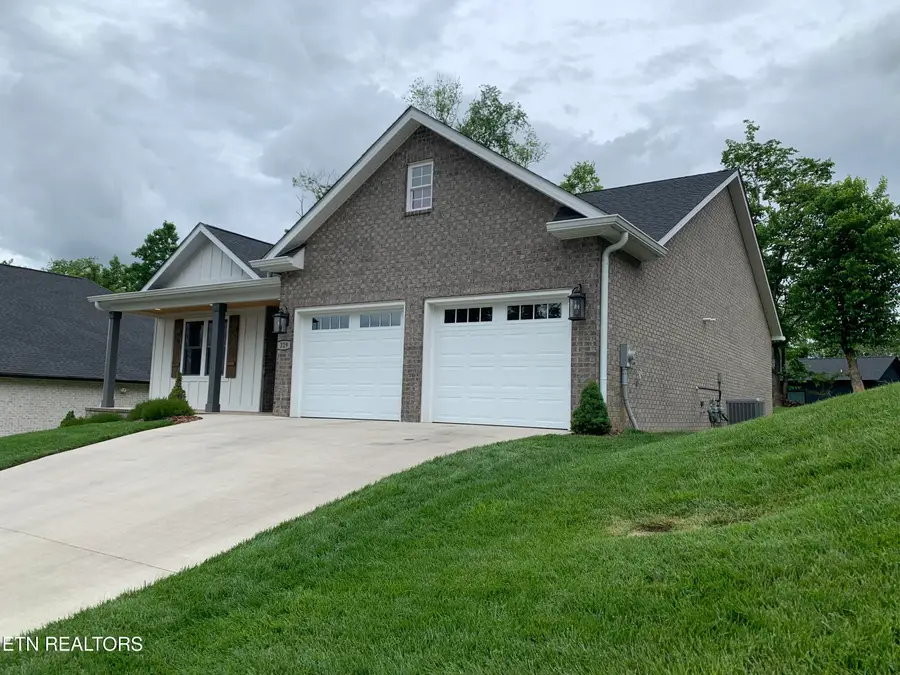 329 English Ivy Tr, Jonesborough, TN 37659 - #2