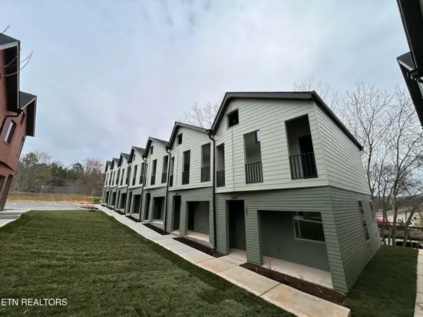 2604 Sevier Ave #103, Knoxville, TN 37920