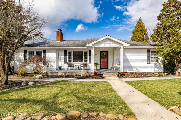 406 Chestnut St, Sweetwater, TN 37874