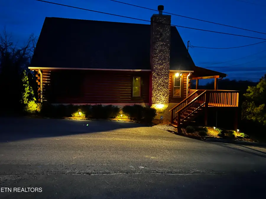 2048 Eagle Feather Drive, Sevierville, TN 37876 - #2