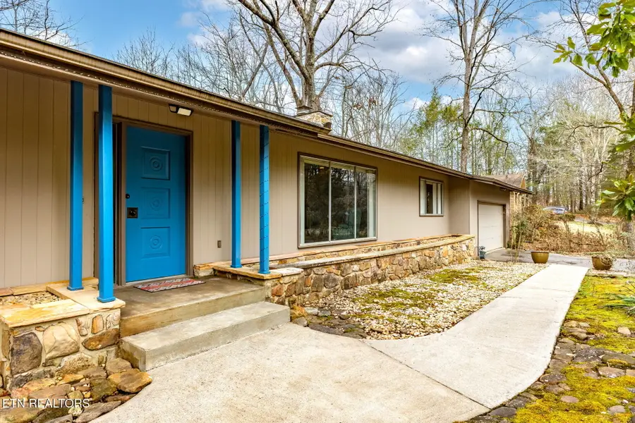 968 W Outer Drive, Oak Ridge, TN 37830 - #2