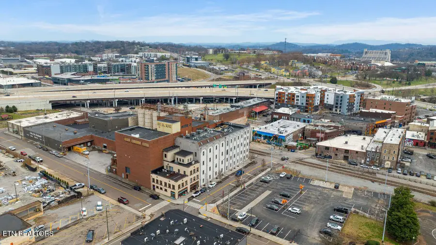 222 N Central St #B8, Knoxville, TN 37902 - #3