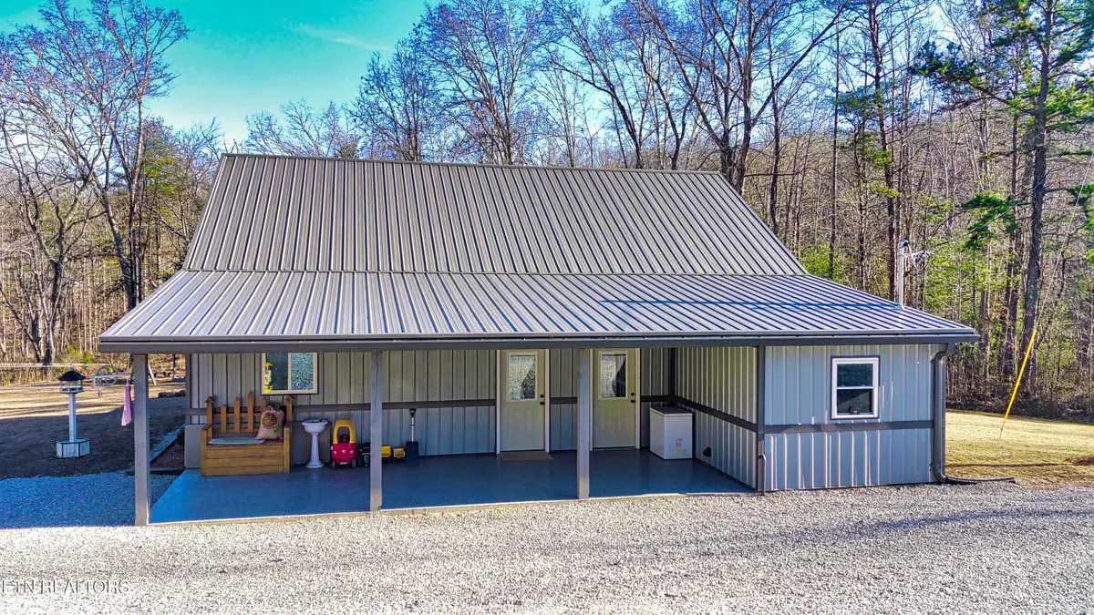 128 Knepp Rd, Deer Lodge, TN 37726 - #1