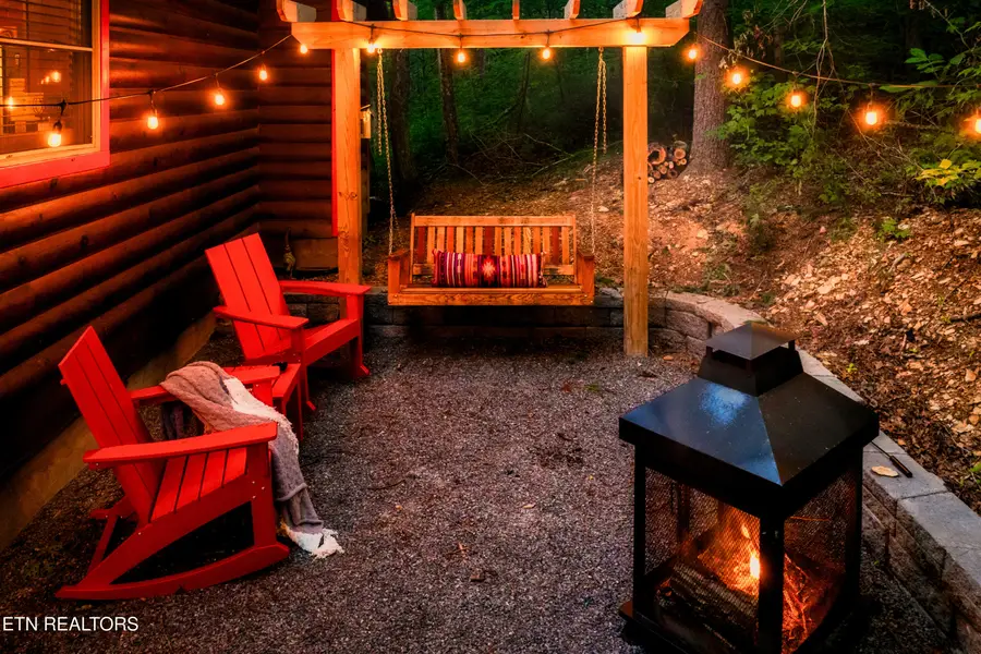 1044 Little Cove Rd, Sevierville, TN 37862 - #2