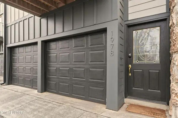 1978 Cherokee Bluff Drive #113, Knoxville, TN 37920