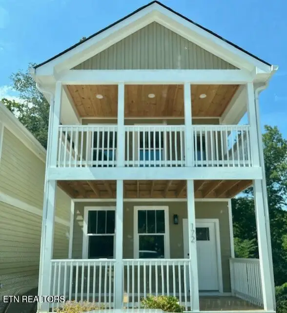 172 W Meeting St, Dandridge, TN 37725 - #2