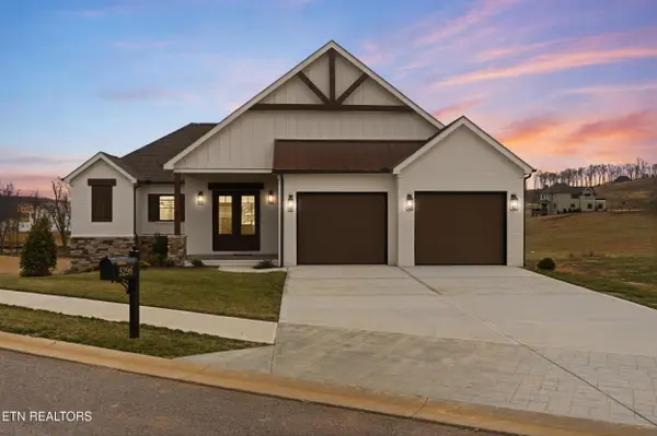 5296 Old Club Rd, Loudon, TN 37774