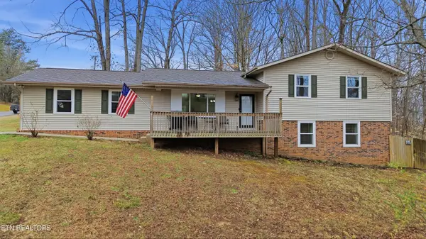9429 Jim Loy Drive, Strawberry Plains, TN 37871