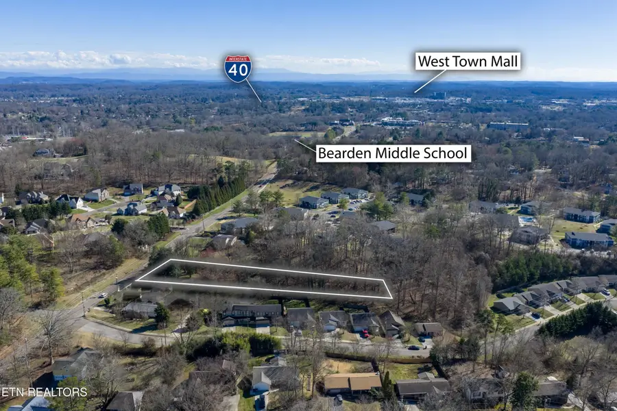 1325 Francis Rd, Knoxville, TN 37909 - #2