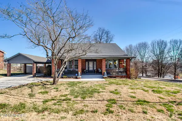 701 Gresham Rd, Knoxville, TN 37918