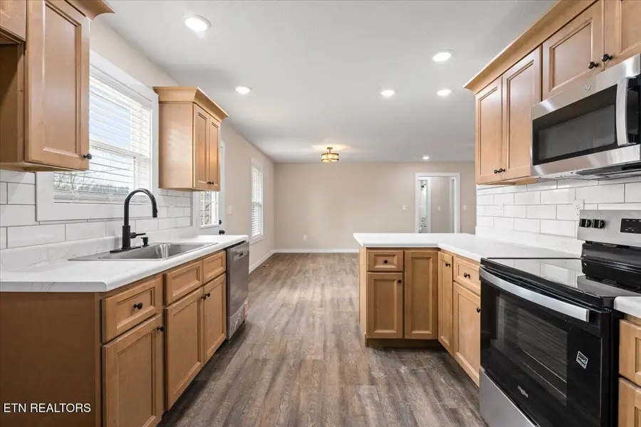 114 Brook Lane, Lafollette, TN 37766 - #2