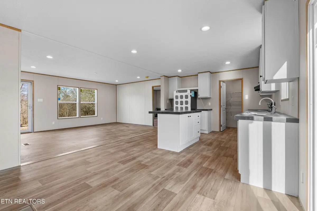 627 Mcghee St, Madisonville, TN 37354 - #1