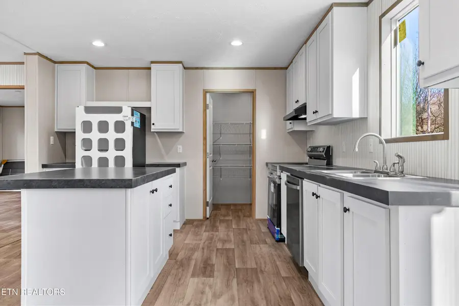 627 Mcghee St, Madisonville, TN 37354 - #2