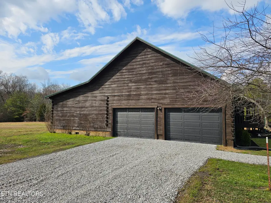 371 Plaza Drive, Madisonville, TN 37354 - #3